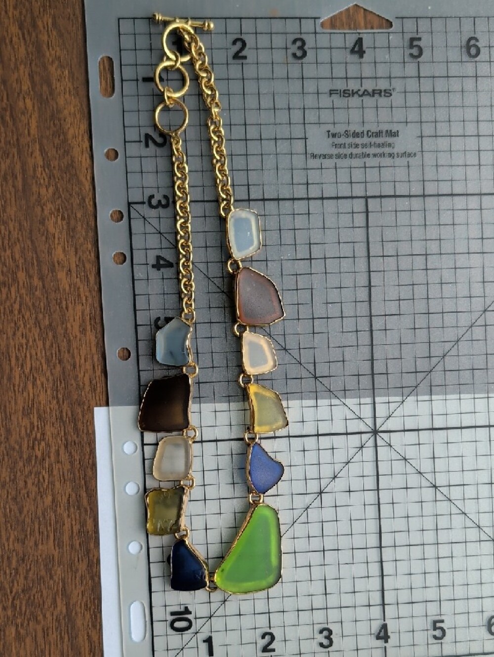 Charles Albert Multicolor Sea Glass Necklace with Green Center - Picture 5 of 9